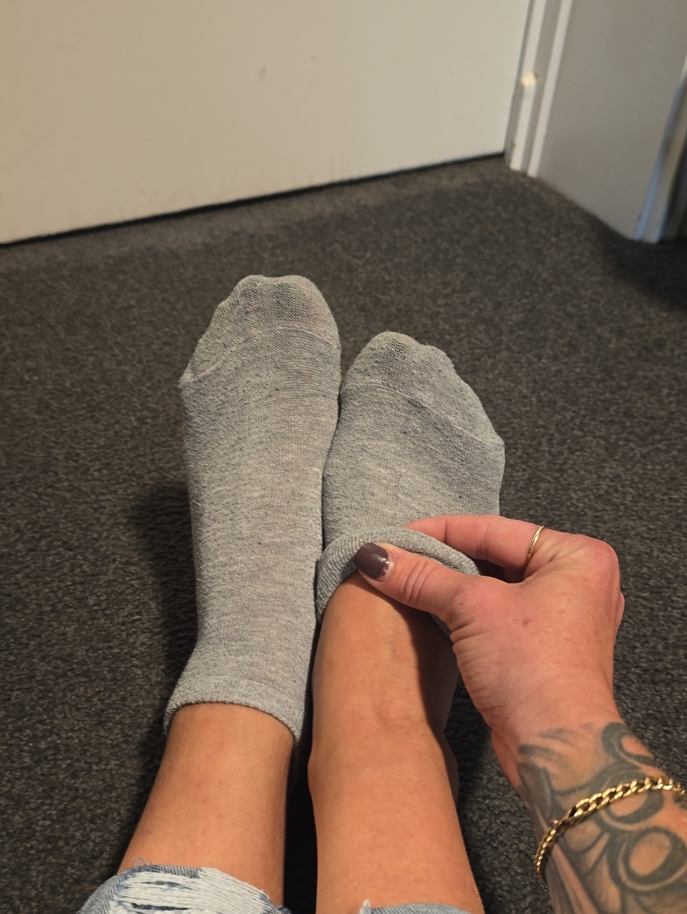 Hanes Women's Low-Cut Light Gray No-Show Socks